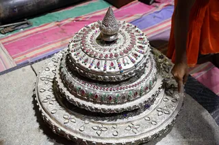 http://nithyananda.org/sites/default/files/photo-gallery/2018-06-Jun-06-nithyananda-diary_bengaluru-aadheenam_sacred-arts-tour_7T9A7708.jpg