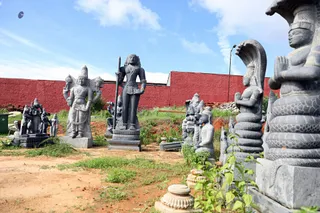 http://nithyananda.org/sites/default/files/photo-gallery/2018-06-Jun-06-nithyananda-diary_bengaluru-aadheenam_sacred-arts-tour_7T9A7755_0.jpg