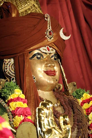 http://nithyananda.org/sites/default/files/photo-gallery/2018-06-Jun-24-nithyananda-diary_bengaluru-aadheenam_uttamotama-seva_7T7A1953.jpg