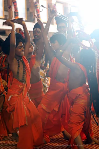 http://nithyananda.org/sites/default/files/photo-gallery/2018-06-Jun-26-nithyananda-diary_bengaluru-aadheenam_uttamotama-seva_7T7A2163.jpg