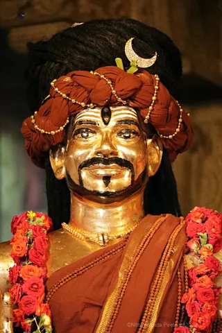 http://nithyananda.org/sites/default/files/photo-gallery/2018-06-Jun-26-nithyananda-diary_bengaluru-aadheenam_uttamotama-seva_7T7A2197.jpg
