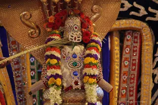 http://nithyananda.org/sites/default/files/photo-gallery/2018-07Jul-19-nithyananda-diary_bengaluru-aadheenam_uttamotama-seva-kalabhairava-ashtotara-shatanamavali_IMG_9970.jpg
