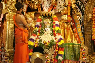 http://nithyananda.org/sites/default/files/photo-gallery/2018-08-Aug-nithyananda-diary_bengaluru-aadheenam_uttamotama-seva_7T9A0325.jpg