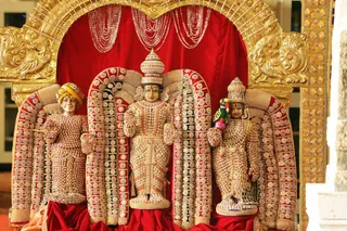 http://nithyananda.org/sites/default/files/photo-gallery/2018-08-Aug-nithyananda-diary_bengaluru-aadheenam_uttamotama-seva_7T9A0327.jpg