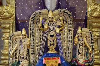 http://nithyananda.org/sites/default/files/photo-gallery/2018-08-Aug-nithyananda-diary_bengaluru-aadheenam_uttamotama-seva_7T9A0986.jpg
