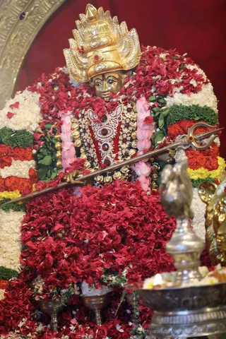 http://nithyananda.org/sites/default/files/photo-gallery/2018-08-Aug-nithyananda-diary_bengaluru-aadheenam_uttamotama-seva_7T9A9143.jpg
