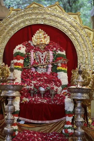 http://nithyananda.org/sites/default/files/photo-gallery/2018-08-Aug-nithyananda-diary_bengaluru-aadheenam_uttamotama-seva_7T9A9179.jpg