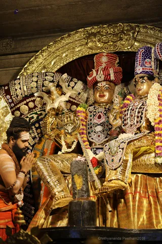 http://nithyananda.org/sites/default/files/photo-gallery/2018-08-Aug-nithyananda-diary_bengaluru-aadheenam_uttamotama-seva_7T9A9832_0.jpg