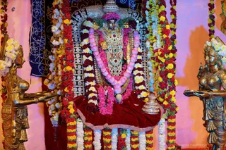 http://nithyananda.org/sites/default/files/photo-gallery/2018-08Aug-15-nithyananda-diary_bengaluru-aadheenam_uttamotama-seva_7T9A0634_0.jpg
