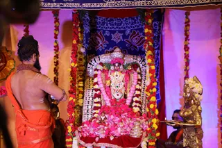 http://nithyananda.org/sites/default/files/photo-gallery/2018-08Aug-15-nithyananda-diary_bengaluru-aadheenam_uttamotama-seva_7T9A0740_0.jpg