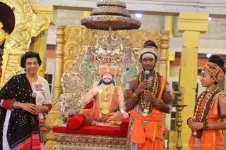 http://nithyananda.org/sites/default/files/photo-gallery/2018-08Aug-15-nithyananda-diary_bengaluru-aadheenam_uttamotama-seva_7T9A1111_0.jpg