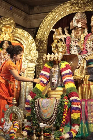 http://nithyananda.org/sites/default/files/photo-gallery/2018-08Aug-17-nithyananda-diary_bengaluru-aadheenam_uttamotama-seva_7T9A1893.JPG