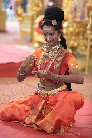 http://nithyananda.org/sites/default/files/photo-gallery/2018-08Aug-17-nithyananda-diary_bengaluru-aadheenam_uttamotama-seva_7T9A1946.JPG
