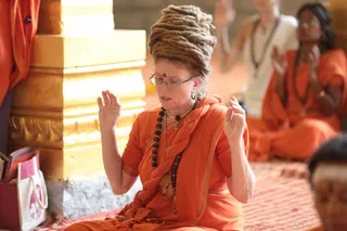 http://nithyananda.org/sites/default/files/photo-gallery/2018-08Aug-17-nithyananda-diary_bengaluru-aadheenam_uttamotama-seva_7T9A2021.JPG