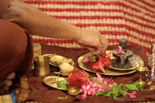 https://nithyananda.org/sites/default/files/photo-gallery/2018-08Aug-22-nithyananda-diary_bengaluru-aadheenam_uttamotama-seva-ganesha-abhishekam_7T9A2747.jpg?1536666906
