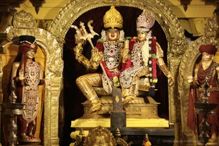 https://nithyananda.org/sites/default/files/photo-gallery/2018-08Aug-28-nithyananda-diary_bengaluru-aadheenam_uttamotama-seva-subramnya-abhishekam_7T9A2669.jpg?1536671686