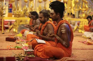 https://nithyananda.org/sites/default/files/photo-gallery/2018-08Aug-28-nithyananda-diary_bengaluru-aadheenam_uttamotama-seva-subramnya-abhishekam_7T9A2681.jpg?1536671687