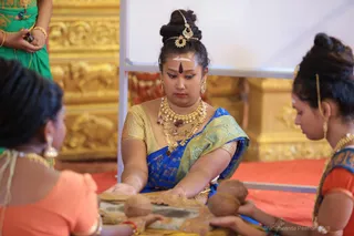 https://nithyananda.org/sites/default/files/photo-gallery/2018-08Aug-28-nithyananda-diary_bengaluru-aadheenam_uttamotama-seva-subramnya-abhishekam_7T9A3054.jpg?1536672081