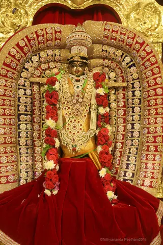 https://nithyananda.org/sites/default/files/photo-gallery/2018-08Aug-31-nithyananda-diary_bengaluru-aadheenam_uttamotama-seva-meenakshi-archana_7T9A3718.jpg?1536732929