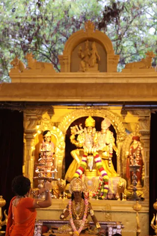 https://nithyananda.org/sites/default/files/photo-gallery/2018-08Aug-31-nithyananda-diary_bengaluru-aadheenam_uttamotama-seva-meenakshi-archana_7T9A3872.jpg?1536732932