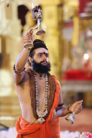http://nithyananda.org/sites/default/files/photo-gallery/2018-09Sep-01-nithyananda-diary_bengaluru-aadheenam_uttamotama-seva-la-inauguration_7T7A8327_0.jpg