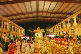 http://nithyananda.org/sites/default/files/photo-gallery/2018-09Sep-10-nithyananda-diary_bengaluru-aadheenam_uttamotama-seva_IMG_8888.JPG
