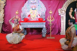 http://nithyananda.org/sites/default/files/photo-gallery/2018-09Sep-11-nithyananda-diary_bengaluru-aadheenam_uttamotama-seva_IMG_9041.JPG