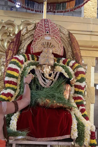 http://nithyananda.org/sites/default/files/photo-gallery/2018-09Sep-13-nithyananda-diary_bengaluru-aadheenam_uttamotama-seva_7T9A0352.JPG