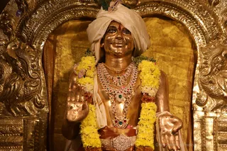 http://nithyananda.org/sites/default/files/photo-gallery/2018-09Sep-15-nithyananda-diary_bengaluru-aadheenam_uttamotama-seva_7T7A4584_0.JPG