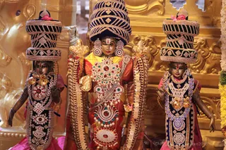 http://nithyananda.org/sites/default/files/photo-gallery/2018-09Sep-15-nithyananda-diary_bengaluru-aadheenam_uttamotama-seva_7T7A4650_0.JPG