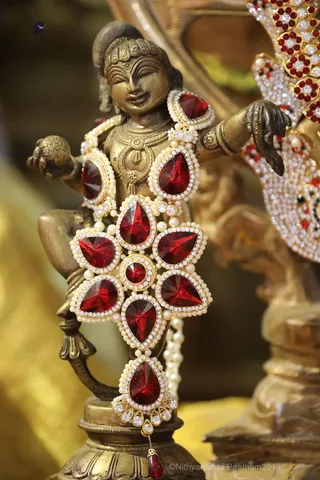 http://nithyananda.org/sites/default/files/photo-gallery/2018-09Sep-15-nithyananda-diary_bengaluru-aadheenam_uttamotama-seva_7T9A4689.JPG
