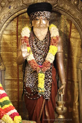 http://nithyananda.org/sites/default/files/photo-gallery/2018-09Sep-15-nithyananda-diary_bengaluru-aadheenam_uttamotama-seva_7T9A4749.JPG
