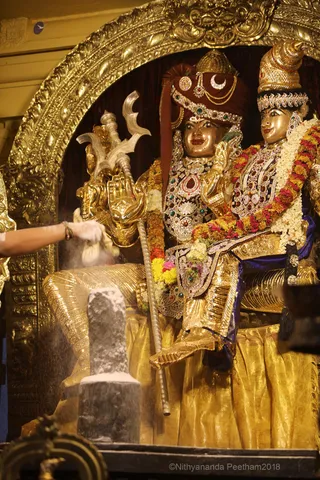 http://nithyananda.org/sites/default/files/photo-gallery/2018-09Sep-16-nithyananda-diary_bengaluru-aadheenam_uttamotama-seva_7T7A4903.JPG