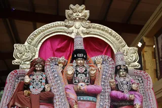 http://nithyananda.org/sites/default/files/photo-gallery/2018-09Sep-16-nithyananda-diary_bengaluru-aadheenam_uttamotama-seva_7T7A4932.JPG