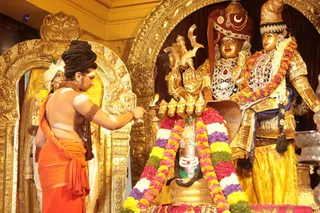 http://nithyananda.org/sites/default/files/photo-gallery/2018-09Sep-16-nithyananda-diary_bengaluru-aadheenam_uttamotama-seva_7T7A4986.JPG