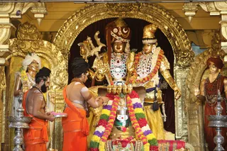 http://nithyananda.org/sites/default/files/photo-gallery/2018-09Sep-16-nithyananda-diary_bengaluru-aadheenam_uttamotama-seva_7T7A4992.JPG