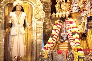 http://nithyananda.org/sites/default/files/photo-gallery/2018-09Sep-17-nithyananda-diary_bengaluru-aadheenam_uttamotama-seva_7T9A5196.JPG