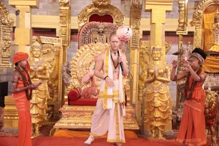 http://nithyananda.org/sites/default/files/photo-gallery/2018-09Sep-17-nithyananda-diary_bengaluru-aadheenam_uttamotama-seva_7T9A5263.JPG