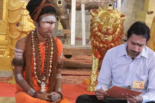 http://nithyananda.org/sites/default/files/photo-gallery/2018-09Sep-19-nithyananda-diary_bengaluru-aadheenam_uttamotama-seva_7T7A5789.JPG