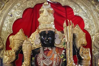 http://nithyananda.org/sites/default/files/photo-gallery/2018-09Sep-20-nithyananda-diary_bengaluru-aadheenam_uttamotama-seva_7T7A5984.JPG