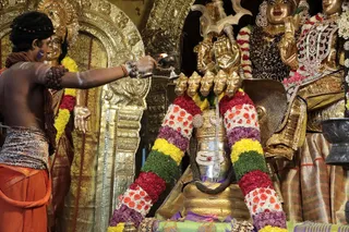 http://nithyananda.org/sites/default/files/photo-gallery/2018-09Sep-20-nithyananda-diary_bengaluru-aadheenam_uttamotama-seva_7T7A5992.JPG