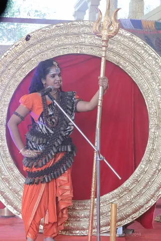 http://nithyananda.org/sites/default/files/photo-gallery/2018-09Sep-20-nithyananda-diary_bengaluru-aadheenam_uttamotama-seva_7T7A6103.JPG