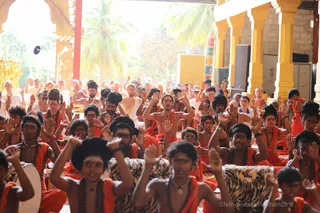 http://nithyananda.org/sites/default/files/photo-gallery/2018-09Sep-20-nithyananda-diary_bengaluru-aadheenam_uttamotama-seva_7T7A6115.JPG