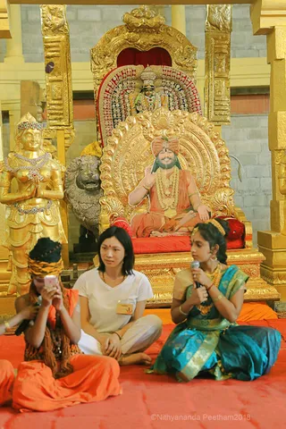 http://nithyananda.org/sites/default/files/photo-gallery/2018-09Sep-22-nithyananda-diary_bengaluru-aadheenam_uttamotama-seva_7T9A6438.JPG