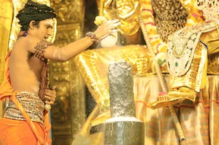 http://nithyananda.org/sites/default/files/photo-gallery/2018-09Sep-23-nithyananda-diary_bengaluru-aadheenam_uttamotama-seva_7T7A6510.JPG
