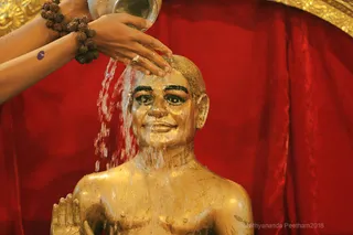 http://nithyananda.org/sites/default/files/photo-gallery/2018-09Sep-23-nithyananda-diary_bengaluru-aadheenam_uttamotama-seva_7T7A6533.JPG