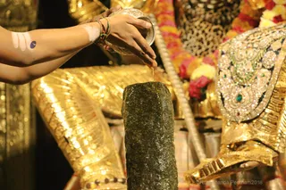 http://nithyananda.org/sites/default/files/photo-gallery/2018-09Sep-24-nithyananda-diary_bengaluru-aadheenam_uttamotama-seva_7T9A6735.JPG