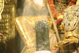 http://nithyananda.org/sites/default/files/photo-gallery/2018-09Sep-24-nithyananda-diary_bengaluru-aadheenam_uttamotama-seva_7T9A6739.JPG