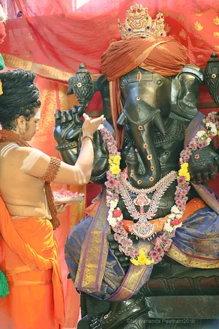 http://nithyananda.org/sites/default/files/photo-gallery/2018-09Sep-25-nithyananda-diary_bengaluru-aadheenam_uttamotama-seva_7T9A7047.JPG