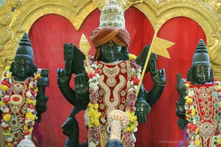 http://nithyananda.org/sites/default/files/photo-gallery/2018-09Sep-25-nithyananda-diary_bengaluru-aadheenam_uttamotama-seva_7T9A7053.JPG